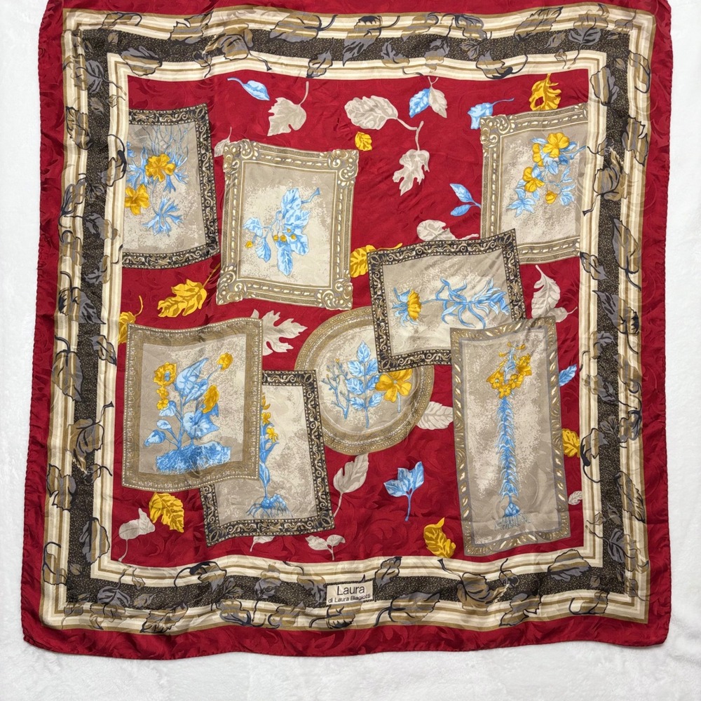 Laura di Laura Biagiotti Red Silk Jacquard Floral Art Frame 34x33 Scarf Italy